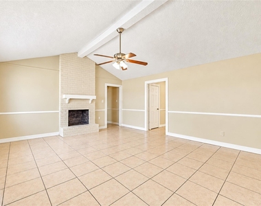 7406 Riptide Drive - Photo Thumbnail 31