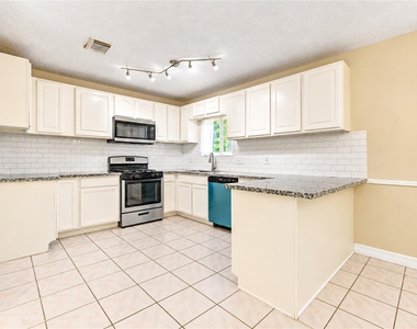 7406 Riptide Drive - Photo Thumbnail 39
