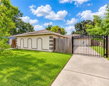 7406 Riptide Drive - Photo Thumbnail 1