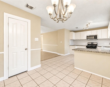 7406 Riptide Drive - Photo Thumbnail 36