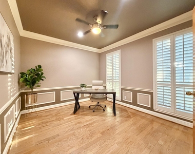 4406 Oak Trail Court - Photo Thumbnail 10