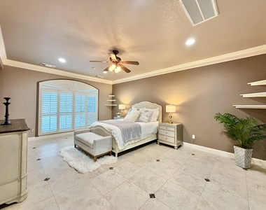 4406 Oak Trail Court - Photo Thumbnail 16
