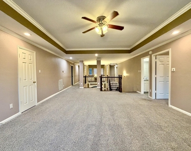 4406 Oak Trail Court - Photo Thumbnail 23