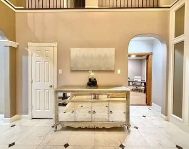 4406 Oak Trail Court - Photo Thumbnail 6