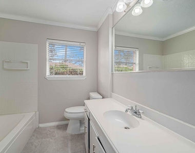 1508 N San Jacinto Street - Photo Thumbnail 8