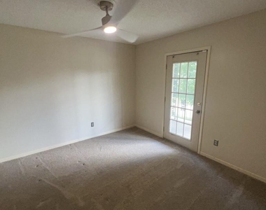18507 Sweetmeadow Drive - Photo Thumbnail 14