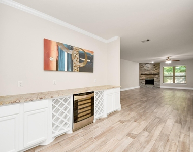 143 W Wading Pond Circle - Photo Thumbnail 12