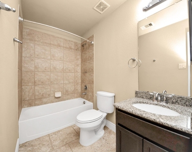 143 W Wading Pond Circle - Photo Thumbnail 35