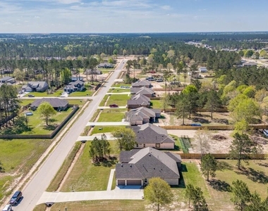 9741 Hardin St - Photo Thumbnail 4