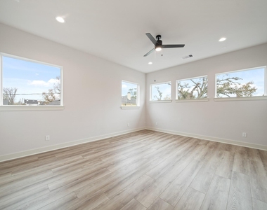 7407 Janak Drive - Photo Thumbnail 34
