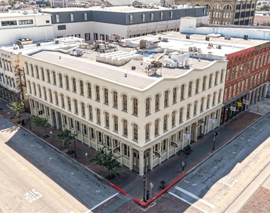 2309 Strand Street - Photo Thumbnail 26