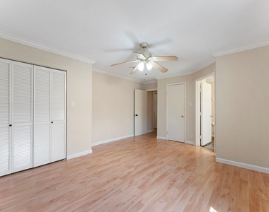 7527 Dearborn Street - Photo Thumbnail 26