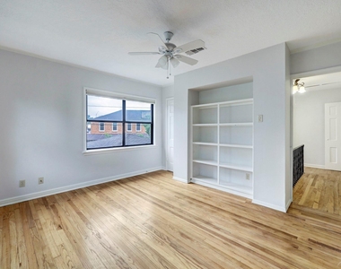 3309 Lawrence Street - Photo Thumbnail 15