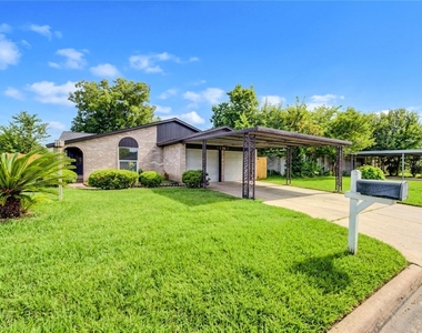12802 Murr Way - Photo Thumbnail 1