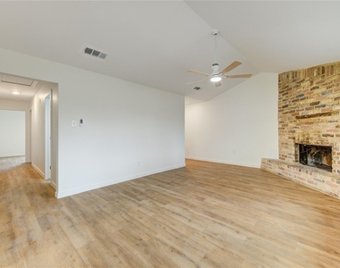 12802 Murr Way - Photo Thumbnail 8