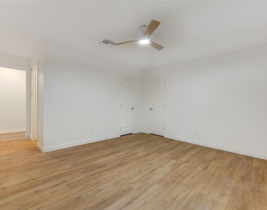 12802 Murr Way - Photo Thumbnail 37