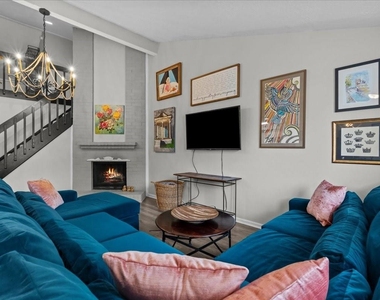 59 Hideaway Drive - Photo Thumbnail 2