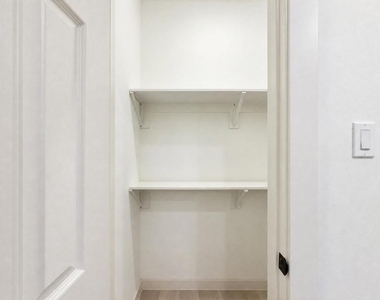 333 Delaware Street - Photo Thumbnail 28
