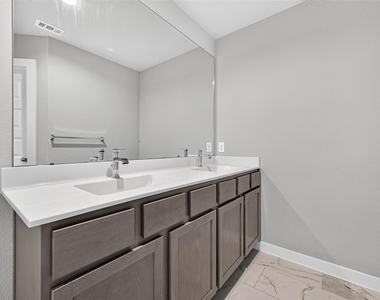 731 Orchard Vale Road - Photo Thumbnail 34