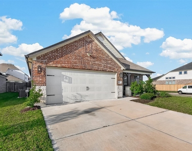 731 Orchard Vale Road - Photo Thumbnail 1