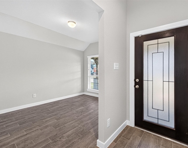 731 Orchard Vale Road - Photo Thumbnail 4