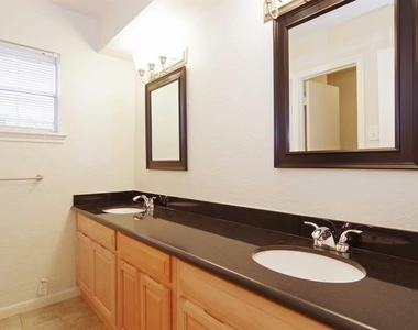 25502 Hickory Valley Lane - Photo Thumbnail 14