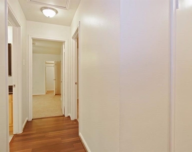 25502 Hickory Valley Lane - Photo Thumbnail 6