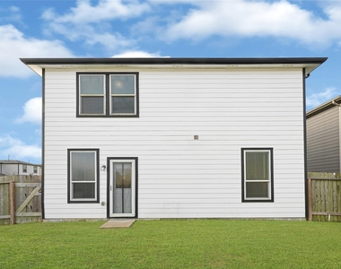 7327 Concorde Field Drive - Photo Thumbnail 5
