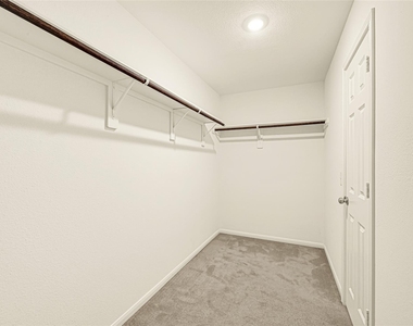 7327 Concorde Field Drive - Photo Thumbnail 26