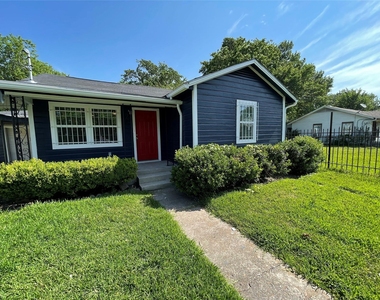 3211 Retta Street - Photo Thumbnail 9