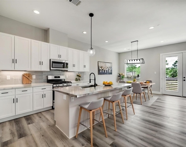 2205 Rain Melody Lane - Photo Thumbnail 6