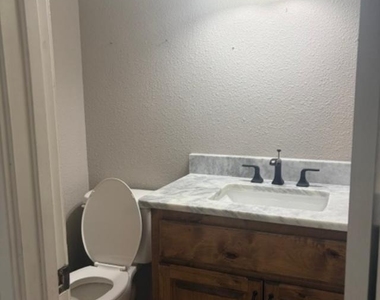 305 Pinchback Road - Photo Thumbnail 5