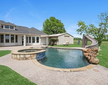 2310 Peters Road - Photo Thumbnail 35