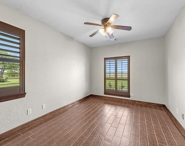 2310 Peters Road - Photo Thumbnail 31