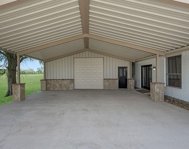 2310 Peters Road - Photo Thumbnail 4