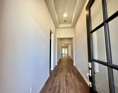 10626 Kingston Spring Drive - Photo Thumbnail 1