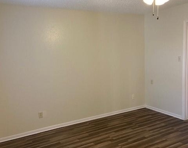 2300 Old Spanish Trail - Photo Thumbnail 10