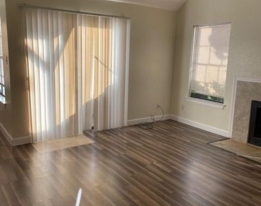 2300 Old Spanish Trail - Photo Thumbnail 23