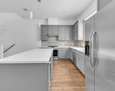 2711 Eado Grove Lane - Photo Thumbnail 11