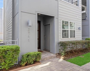 2711 Eado Grove Lane - Photo Thumbnail 2