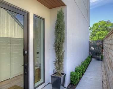 6017 San Felipe Street - Photo Thumbnail 2