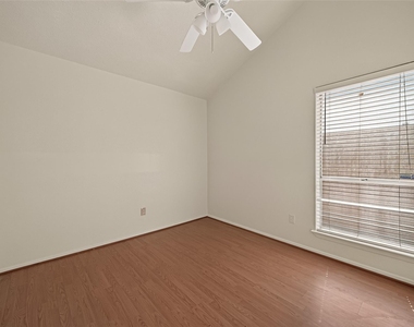 2714 S Brompton Drive - Photo Thumbnail 27