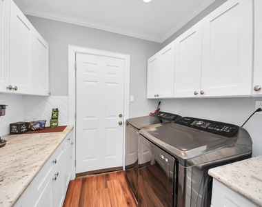 1508 Ridgewood Street - Photo Thumbnail 7
