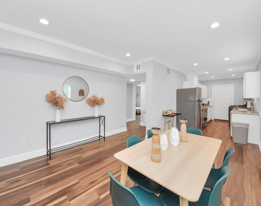 1508 Ridgewood Street - Photo Thumbnail 5