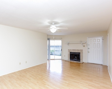 9797 Leawood Boulevard - Photo Thumbnail 3