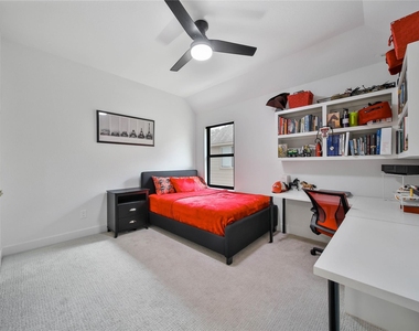 142 Pronghorn Place - Photo Thumbnail 38