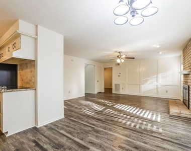3018 Falling Brook Drive - Photo Thumbnail 3