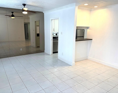 2824 Briarhurst Drive - Photo Thumbnail 2