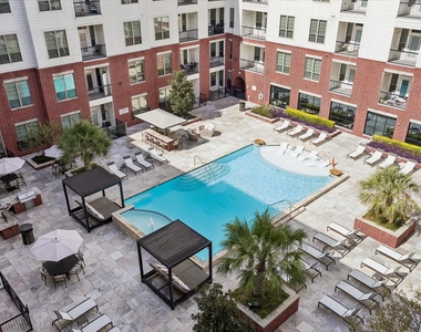 2111 Austin Street - Photo Thumbnail 12