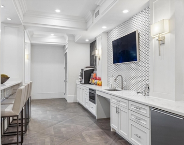 2111 Austin Street - Photo Thumbnail 20